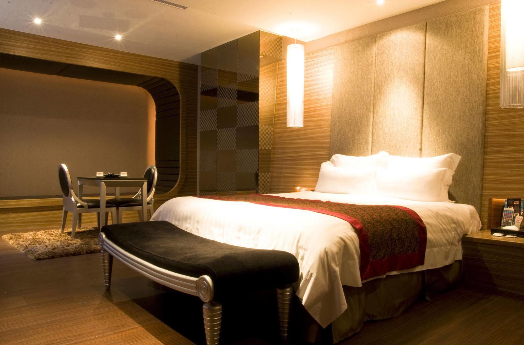 Yes Motel Чжунхе Екстер'єр фото